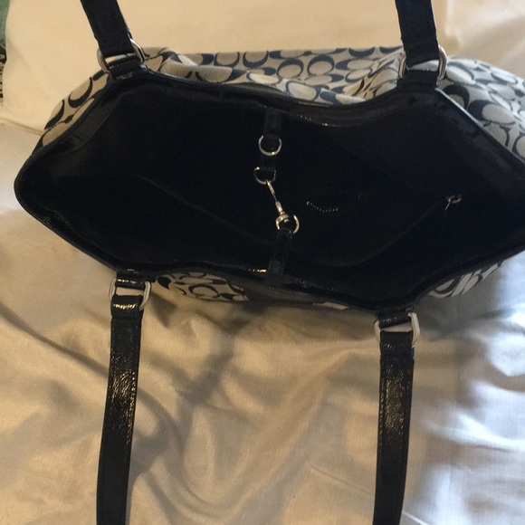 Classic Coach bag - Picture 4 of 5